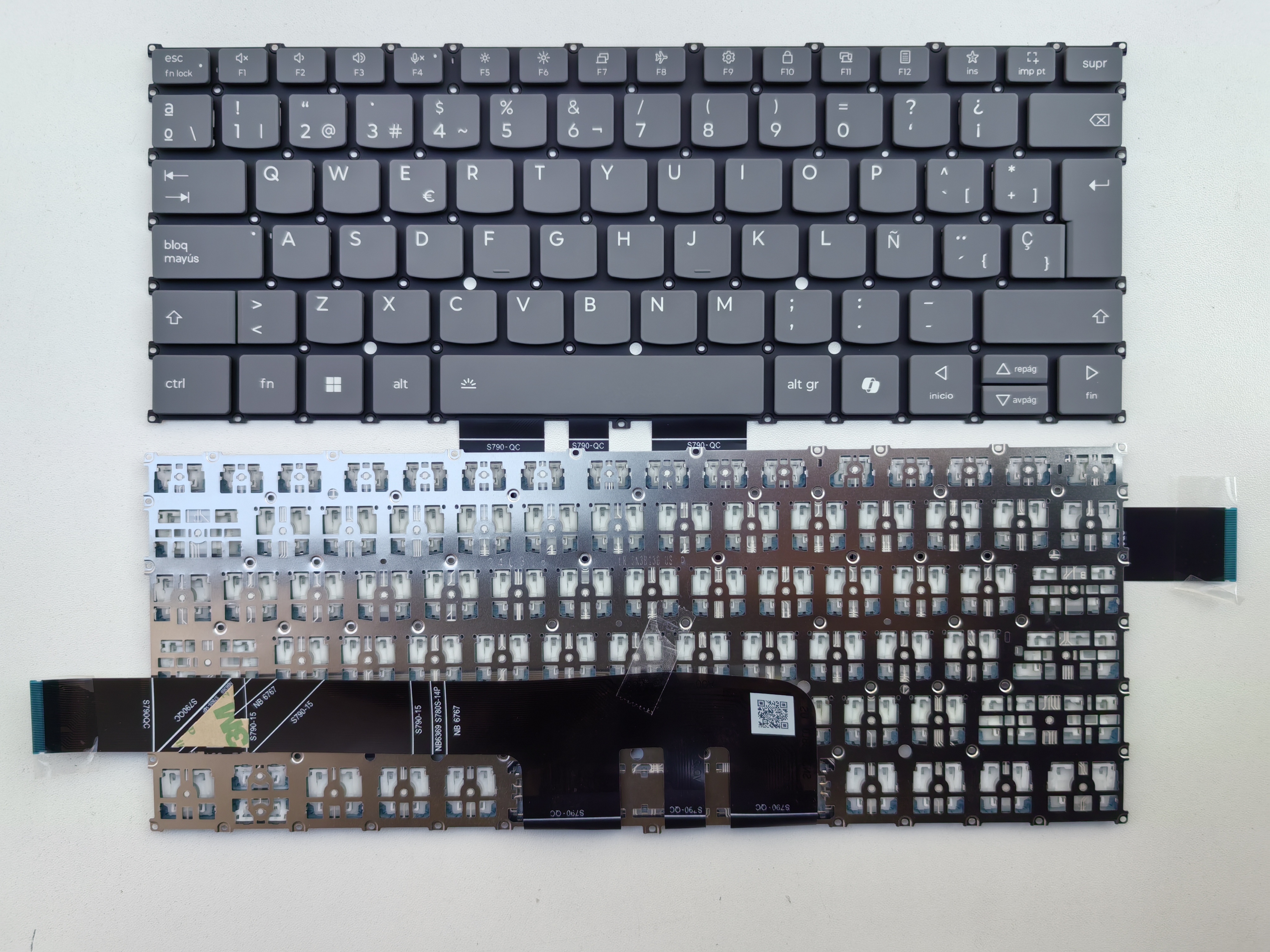 Picture of New Replacement Laptop Keyboard For LENOVO Yoga Slim 7 14AKP10 14ILL10 15IIL9 /AI key/Yoga Pro Grey Sp Layout